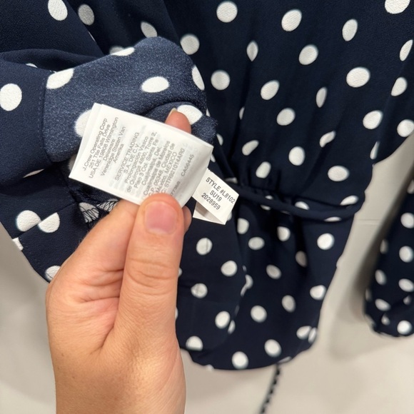 J. Crew Drapey Crepe Faux Wrap Polka Dot Top Blouse Medium Navy L8102 - Picture 7 of 9